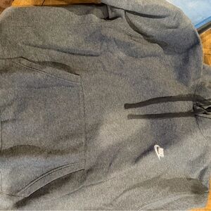 Nike Men's Charcoal Gray Pullover Sweater
